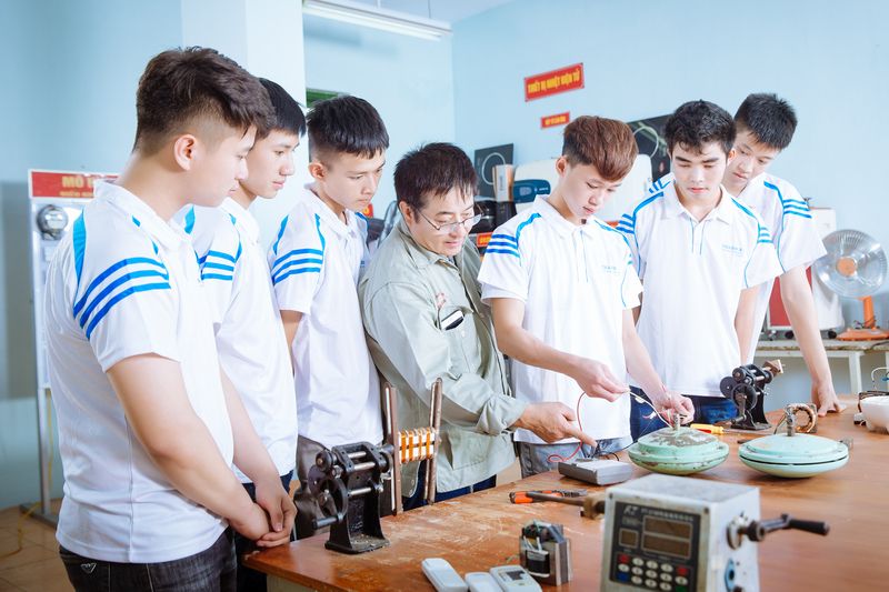 Học sửa điện dân dụng
