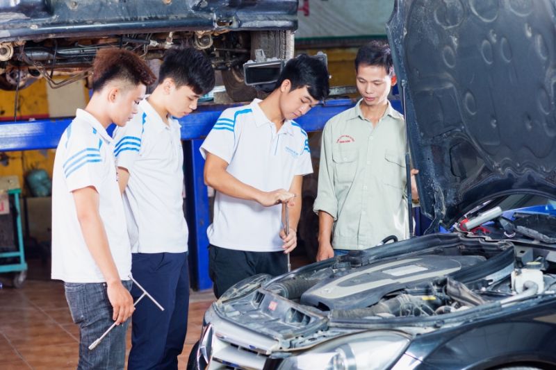 sửa chữa ô tô dạy nghề thanh xuân