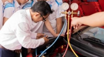 Học sửa ô tô ra làm gì? 