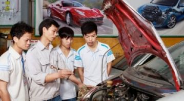 5 sai lầm khi học sửa ô tô người mới cần tránh