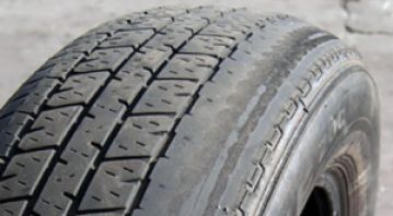 Khi nào cần thay lốp? Một số dấu hiệu phổ biến dưới đây sẽ cho bạn biết 