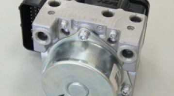 ABS CHỐNG BÓ CỨNG NHƯ THẾ NÀO - ĐANG DẦN ĐƯỢC PHỔ BIẾN TRÊN NHỮNG CHIẾC XE MÁY