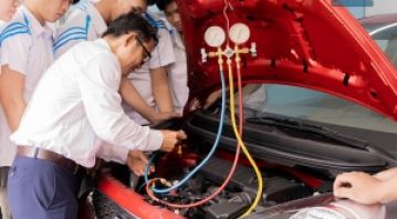 Học sửa ô tô có khó không? 