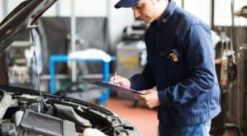 Các trung tâm  học nghề phát triển nguồn nhân lực cho ngành công nghiệp ôtô Việt