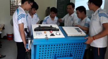 Học sửa chữa ô tô: Những kỹ năng và kiến thức cần thiết của một thợ sửa xe